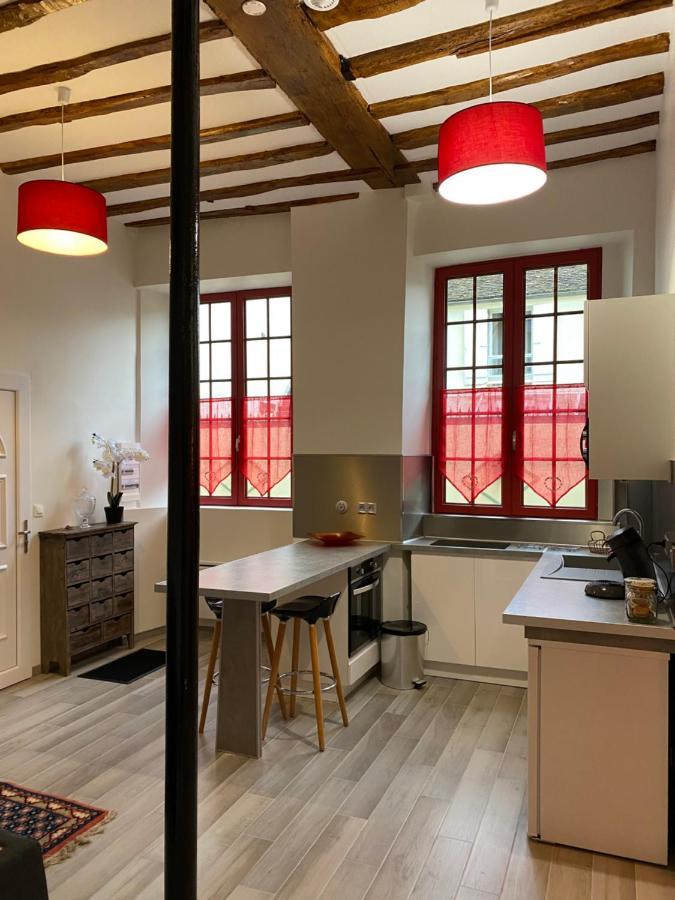 Le Gite De Lancelot Avec Balneo City Center Санс Екстериор снимка